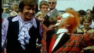 Bassie  Adriaan Terug In Het Circus