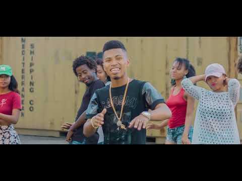 Smaven - Tsinjaka party (Clip Officiel)