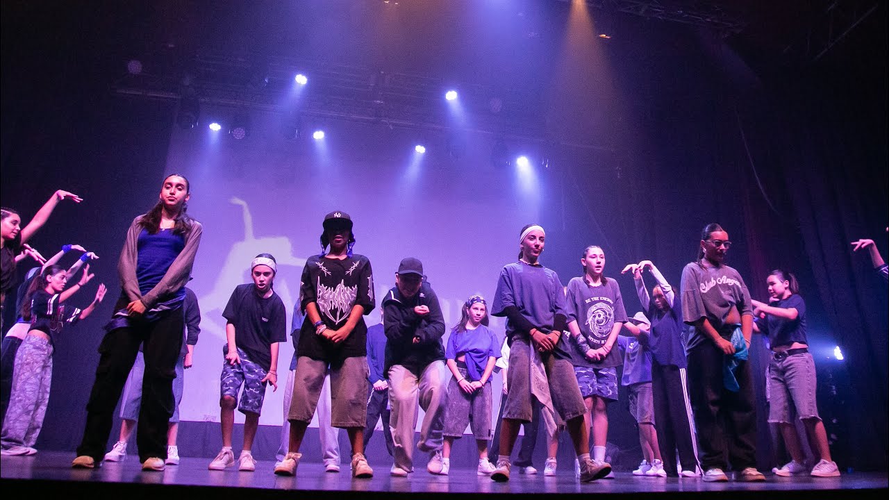 RHYSERS - Megacrew Junior - ACADEMIA CAROLINA DIMARCO 