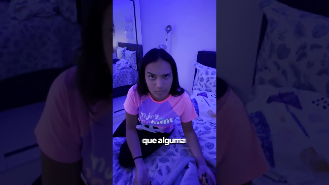 MINHA CACHORRA ESTÁ SENDO CONTROLADA #SHORTS