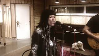 Libi & The Flashback - Politician (Cream Cover)