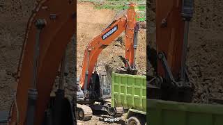 Kelok 18 DX300LCA Excavator Loading Hino Truck #shorts #excavator #digger #earthmover #kelok18