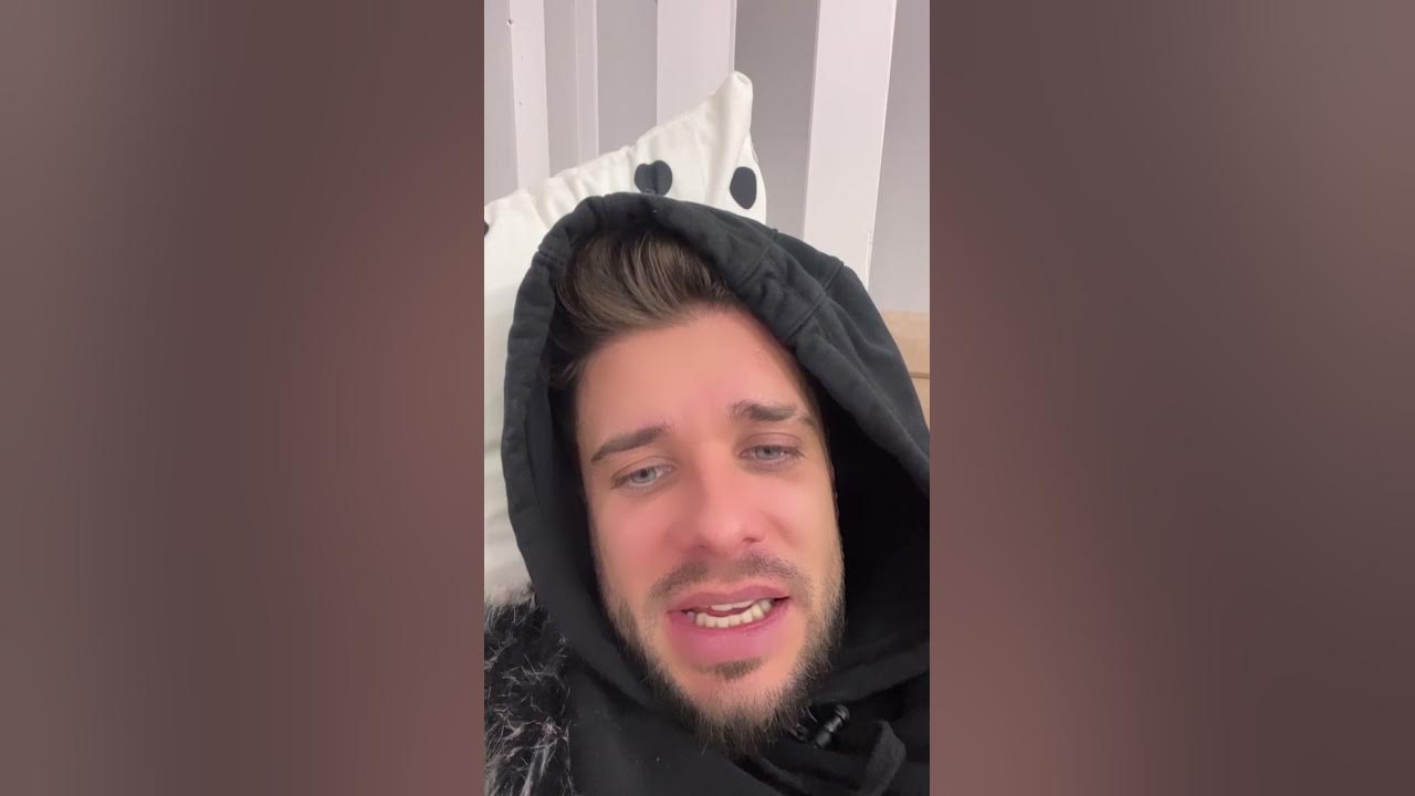 Евгений Ромашов накачал скулы