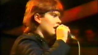 Video thumbnail of "Yazoo - 04 Midnight  (Live on The Tube)"