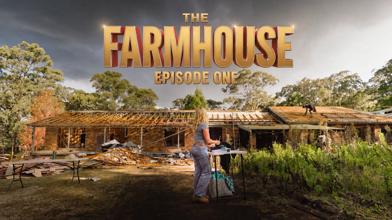 THE FARMHOUSE IS OFFICIALLY LIVE - EPISODE 1 😳🏚️🐍 - YouTube