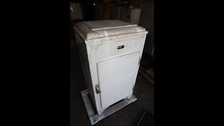 Antique General Electric belt-drive refrigerator - 1 - Checking out and disassembly... by davida1hiwaaynet 1,185 views 2 months ago 20 minutes