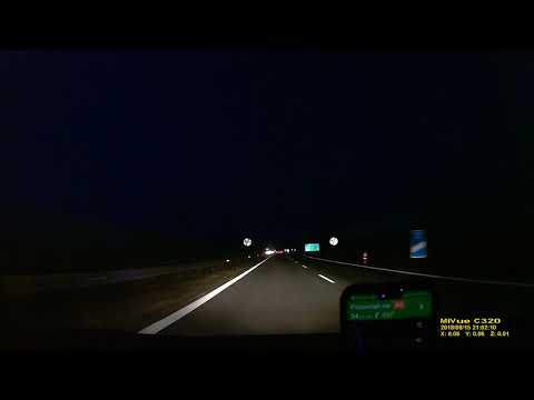 Mio Mivue C320 - autostrada w nocy