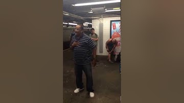 Amazing Manhatton New York Subway Singer  [CHANGE IS GONNA COME]