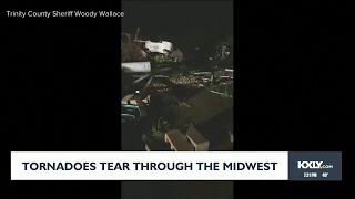 Tornadoes tear through Midwest