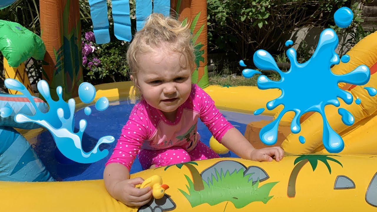 It's Fun! It's Fun! Splash Time unboxing Intex Dino Pool! Summer Fun with Hook A Duck & Slides
