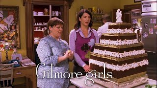 Lorelai Avoids Setting a Date With Luke | Gilmore Girls