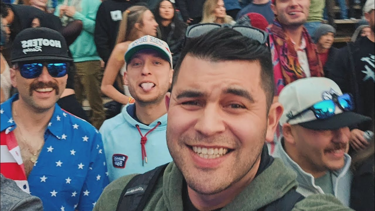 Two Friends, Red Rocks - YouTube