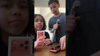 Khamrin Broke Moms Iphone 17 Pro