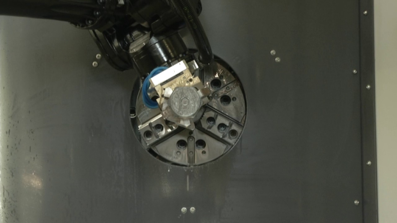 DM2 Forged Plug Dial Transfer Machine - YouTube