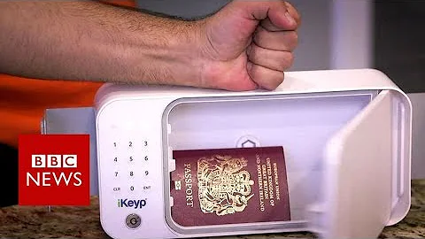 CES 2018: Smart Safe proves Easy to Crack Open - BBC News