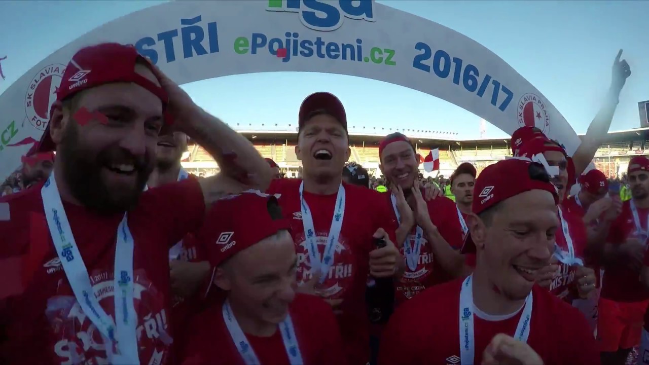 Spolu jsme mistři: Předání poháru a oslavy na Strahově