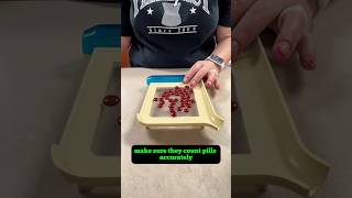 Ever Wonder How Pharmacists Count Pills So Fast #shortsfeed