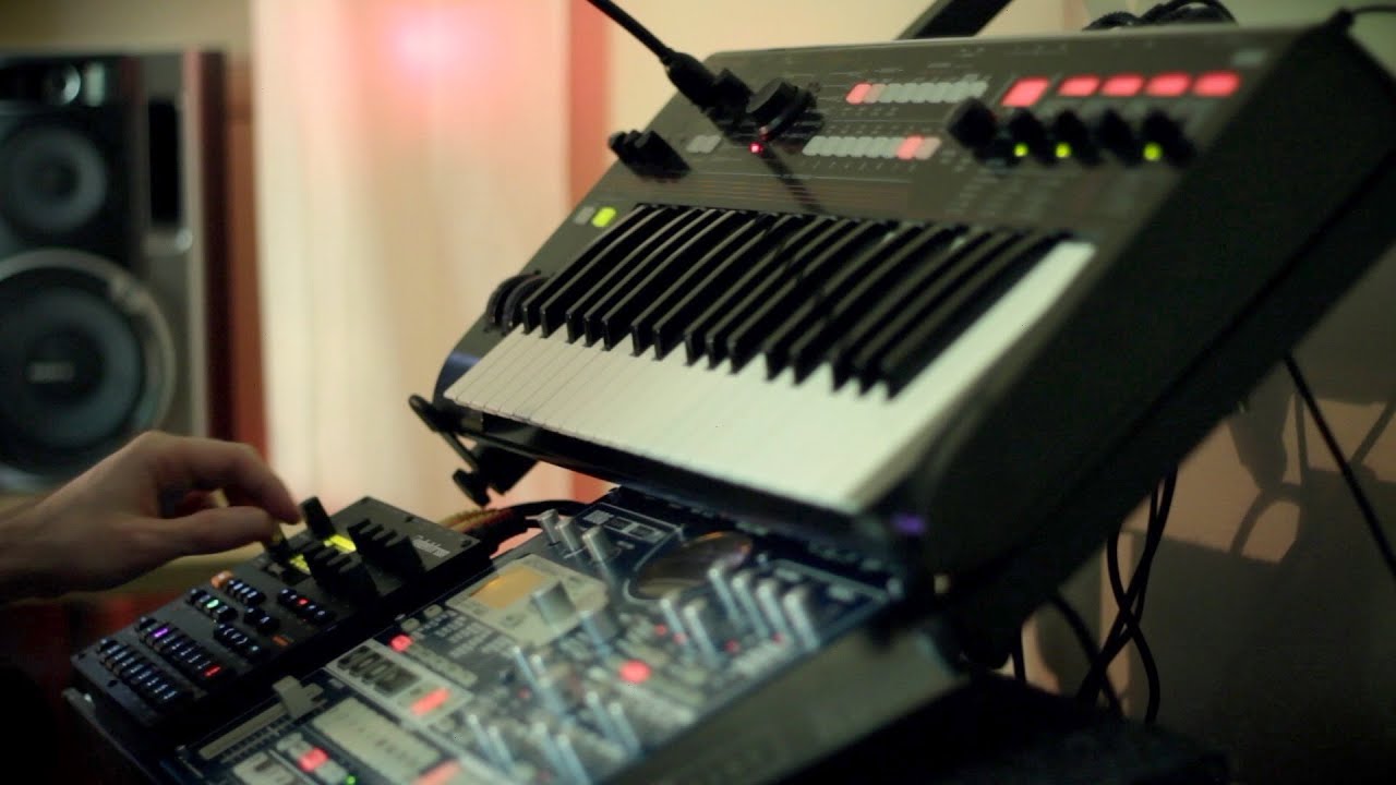 Watch Harmony is Vertical | Elektron Digitakt, Korg R3 on YouTube Watch Harmony is Vertical | Elektron Digitakt, Korg R3 on YouTube