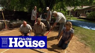 This Old House landscape contractor Roger Cook builds beautiful circular patio that features a chill-chasing fire pit. (See below for a 