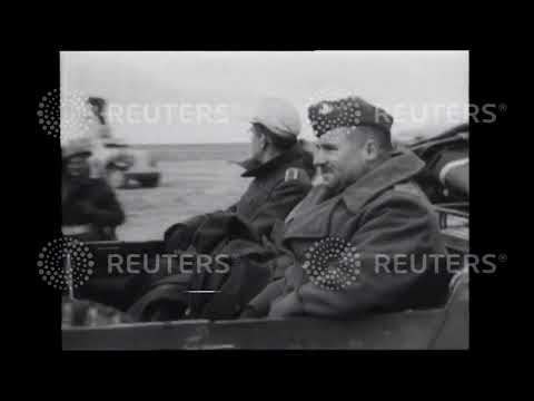 Video 1942 German and Italian divisions surrender at Bardia