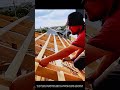 목조 주택 지붕 서까래 망치질 결합 공정 #worker #process #construction #roofing #framing