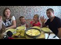 СЕМЕЙНЫЙ МУКБАНГ СУПЕР ЯИЧНИЦА | FAMILY MUKBANG SUPER FRIED EGGS #friedeggs #mukbang #мукбанг