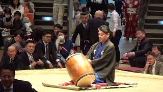 櫓太鼓打分 - 呼出し 太助【徳勝龍断髪式】[TOKUSHORYU retirement