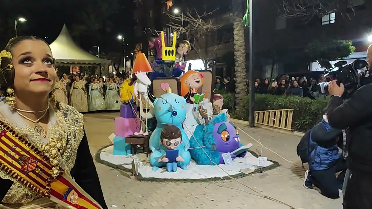 CREMA FALLA CRONISTA INFANTIL GANADORA DEL PRIMER PREMIO