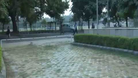 Electronic Video Stabilization using Python and OpenCV (Stable video)