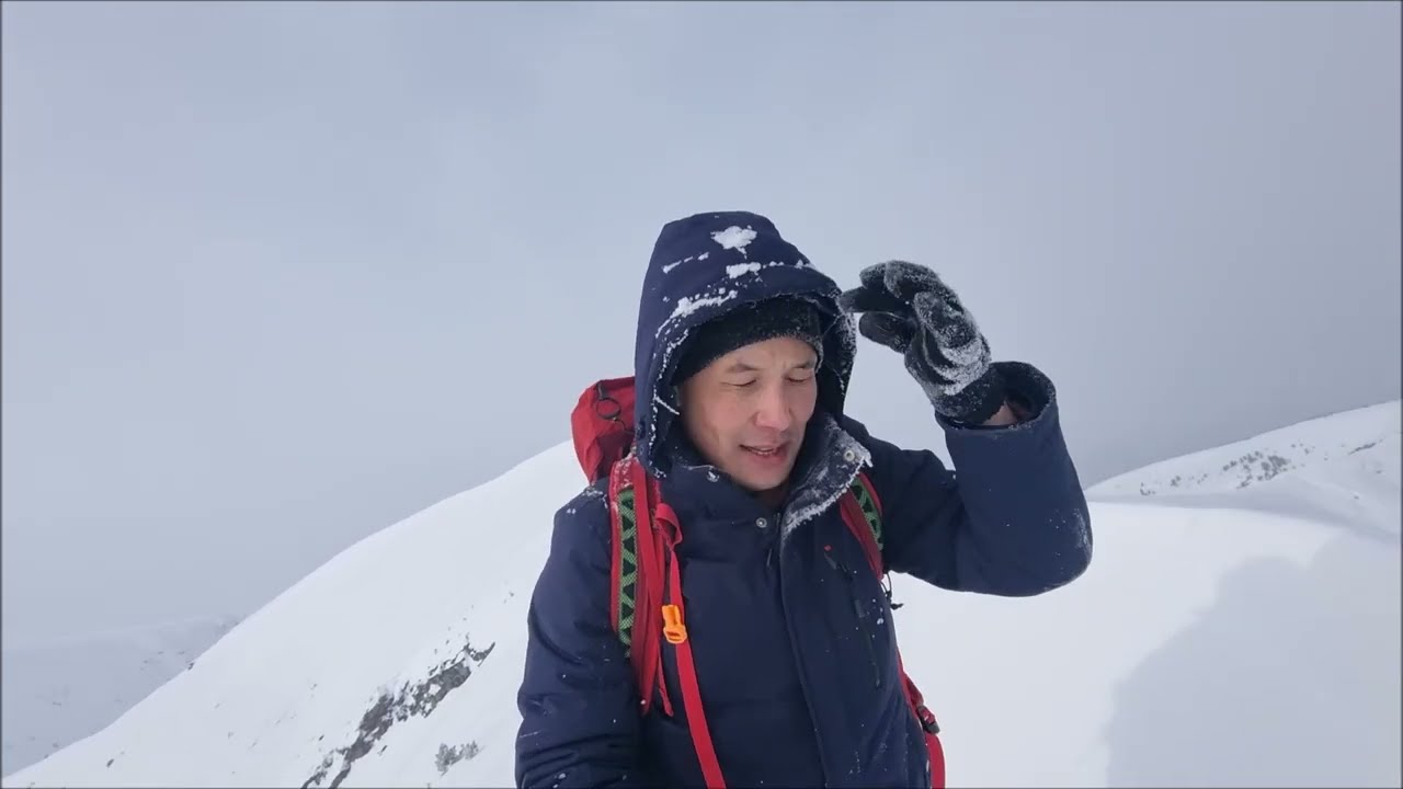 Восхождение на пик Черского - YouTube