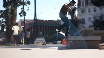 How to frontside crooked grind with Carlos Vega