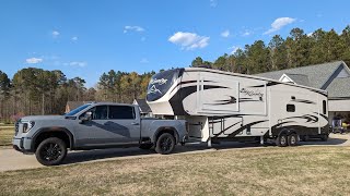 Towing the Big Horn 5th Wheel with a puny 6.6l GMC  will it tow?