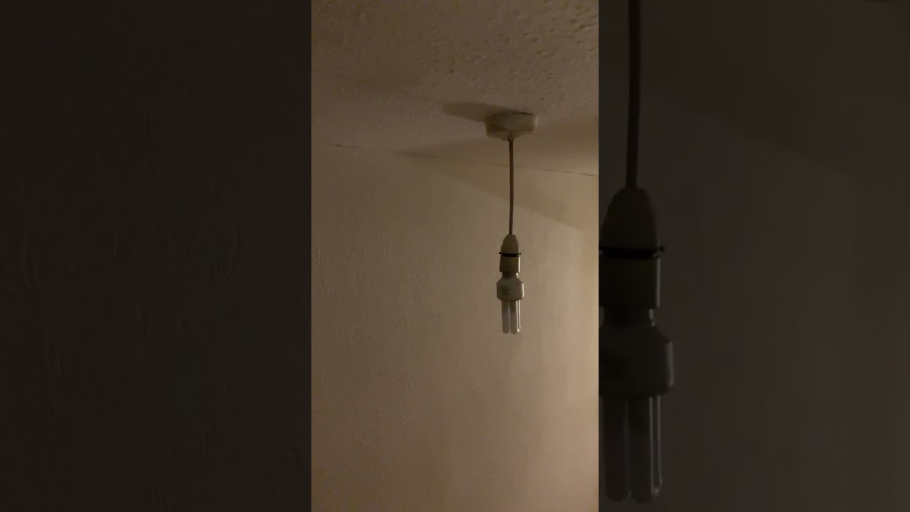 6735 22:57 5 MARCH 2026  3 X WATER  LEAKS FROM ABOVE  AT DIFFRENT TIME