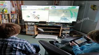 Trying to play wii while your parents argue over custody screenshot 3