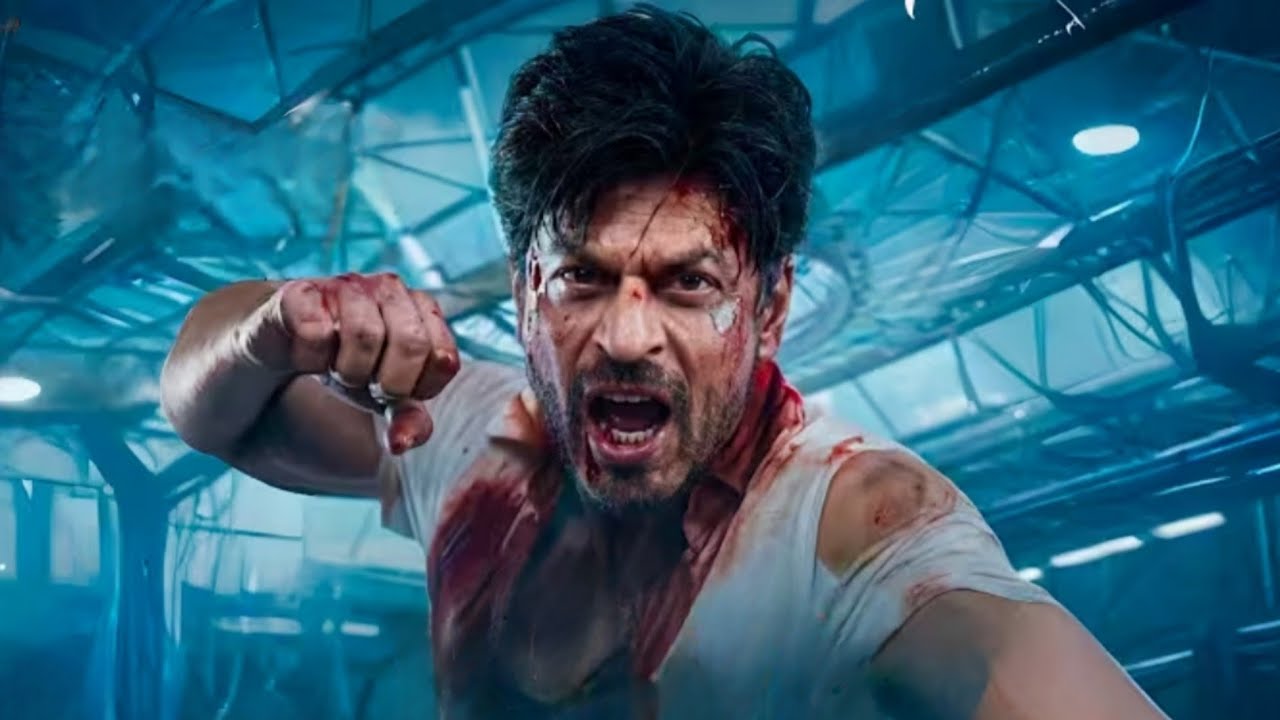 شويه بلطجية بيخطفوا حبيبته وبيكونوا هيغتـصبوها ولكن على مين ده حبيبها ابن مجانين بيدخل عليهم وبيكسر.