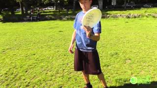 Felix throwing lefty - Guide to Catching & Throwing intro