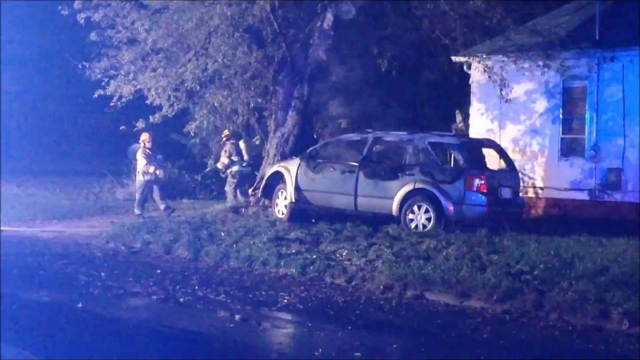 Fatal crash, fire, Newell St., Waterloo, Iowa, Oct. 14, 016 YouTube