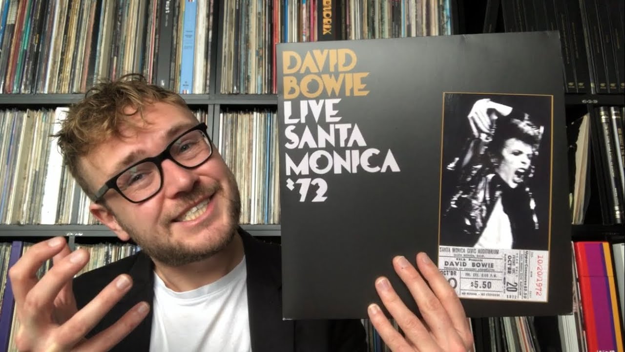 Review of David Bowie Live In Santa Monica '72 - YouTube