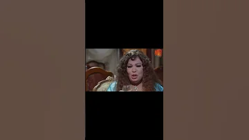Shorts ضجة كبيرة بعد مشهد جرئ للفنانة فيفي عبدو الذي اثار الجدل 