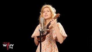 Nellie McKay - "The Drinking Song" (Live at WFUV)