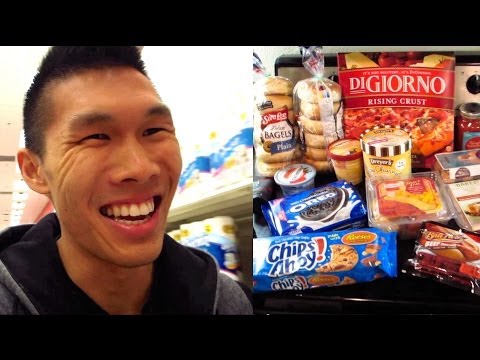 MAKING DINNER W/ TARGET GROCERIES - Life After College: Ep. 304