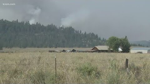 Hundreds evacuating Nespelem area after wildfires spark overnight