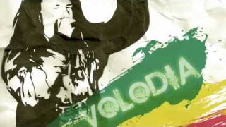 Video thumbnail of "Je suis - Volodia"