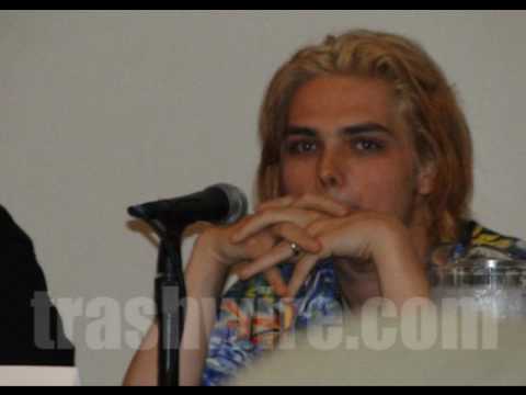 Gerard Way With Long Blond Hair Youtube