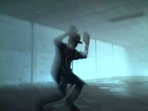dubstep dance broken strings by quincy hitman MP3