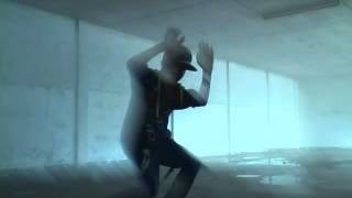 dubstep dance broken strings by quincy hitman MP3