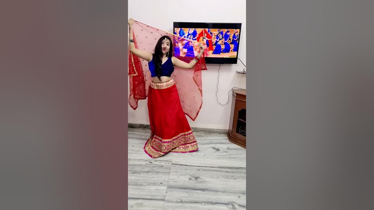 Lal Dupatta | Priyanka Chopra | Salman Khan | Akshya Kumar | Sommya Jain | Alka Yagnik