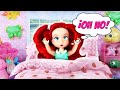 💧 ¡La sirenita moja la cama por la noche!  🌙 Videos para niños