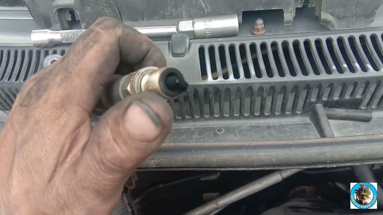 Toyota Vios subrang palyado gusto ng costomer baba ko daw cylenderhead kase palyado panoorin