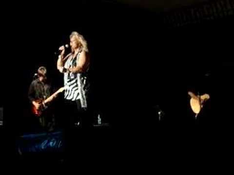 Tanya Tucker - Macon County - Lizzie And The Rainman